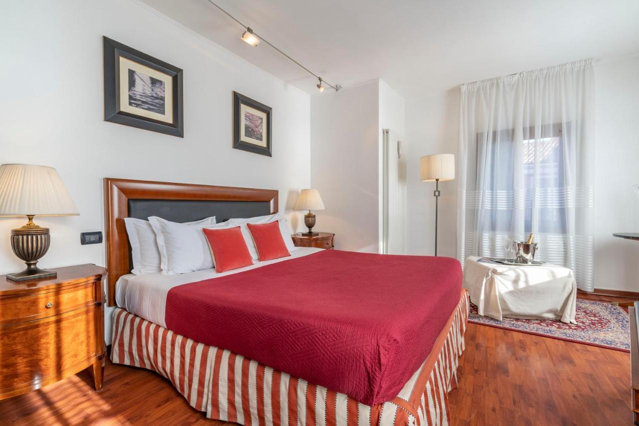 Fenix Turandot Apartamento